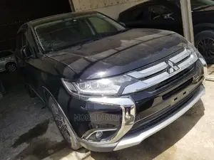Mitsubishi Outlander 2014 Black