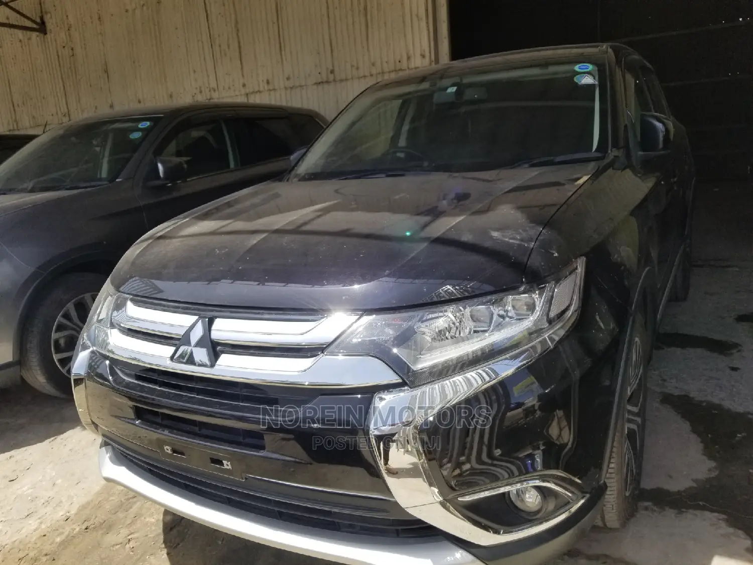 Mitsubishi Outlander 2014 Black
