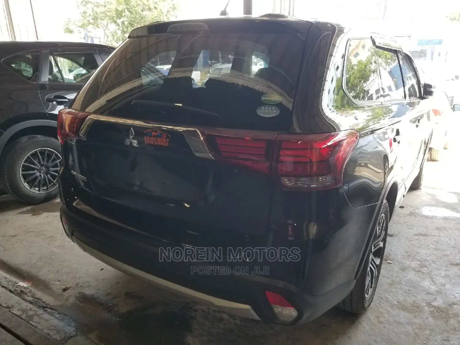 Mitsubishi Outlander 2014 Black