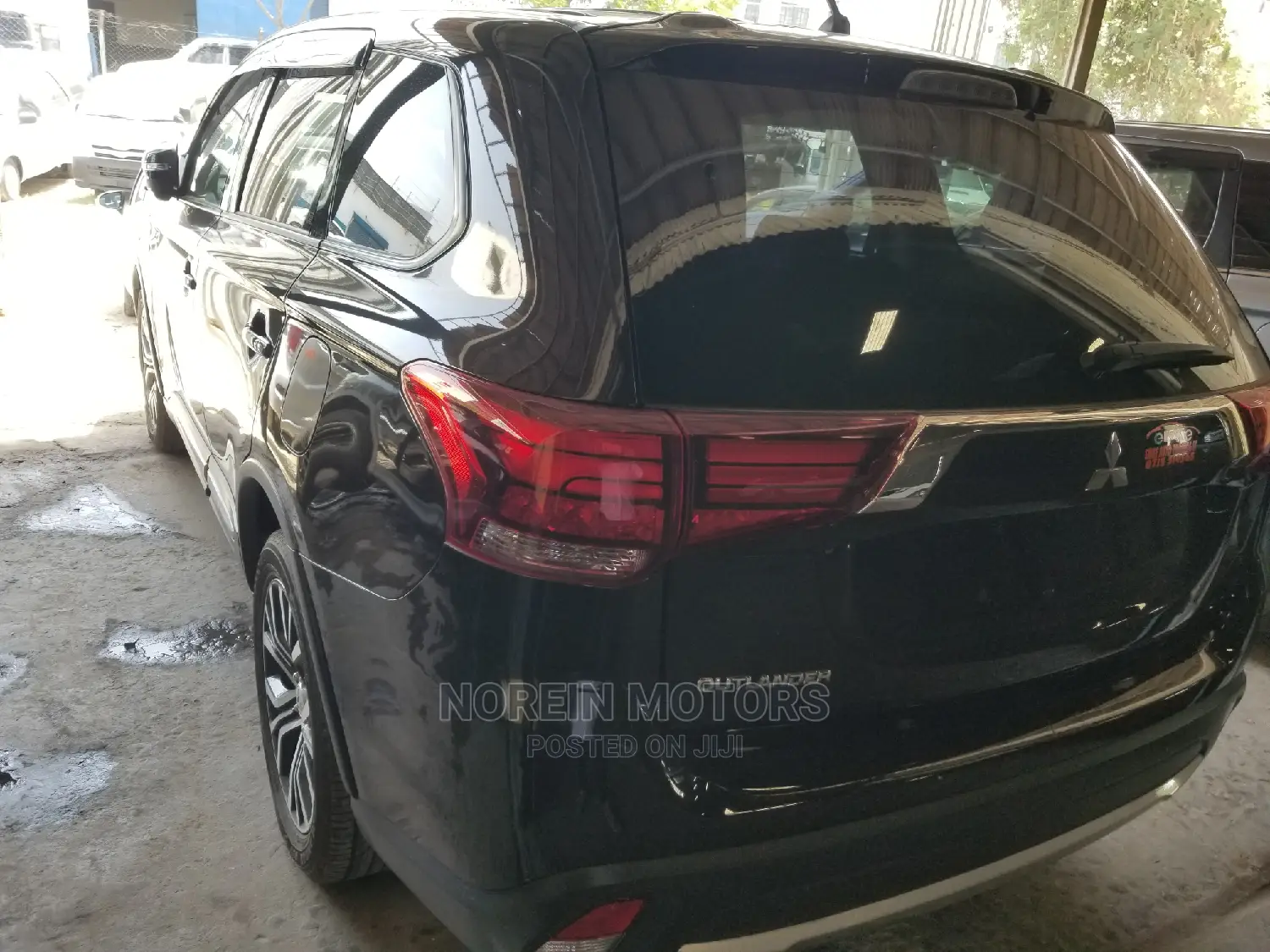 Mitsubishi Outlander 2014 Black