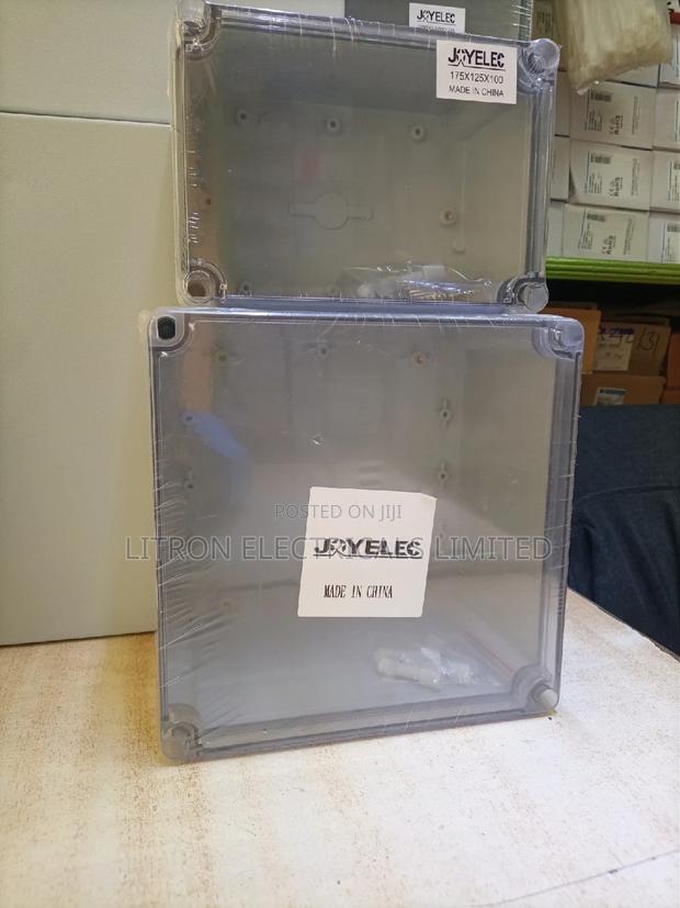 Clear Enclosure Box - main view