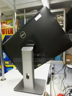 Desktop Computer Dell OptiPlex 7040 8GB Intel Core I5 SSD 128GB
