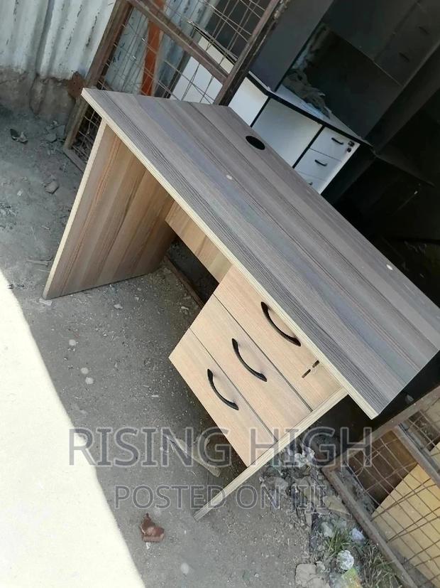 Prestige Quality Office Desk - main view