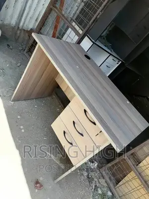 Supreme High Quality Office Desk