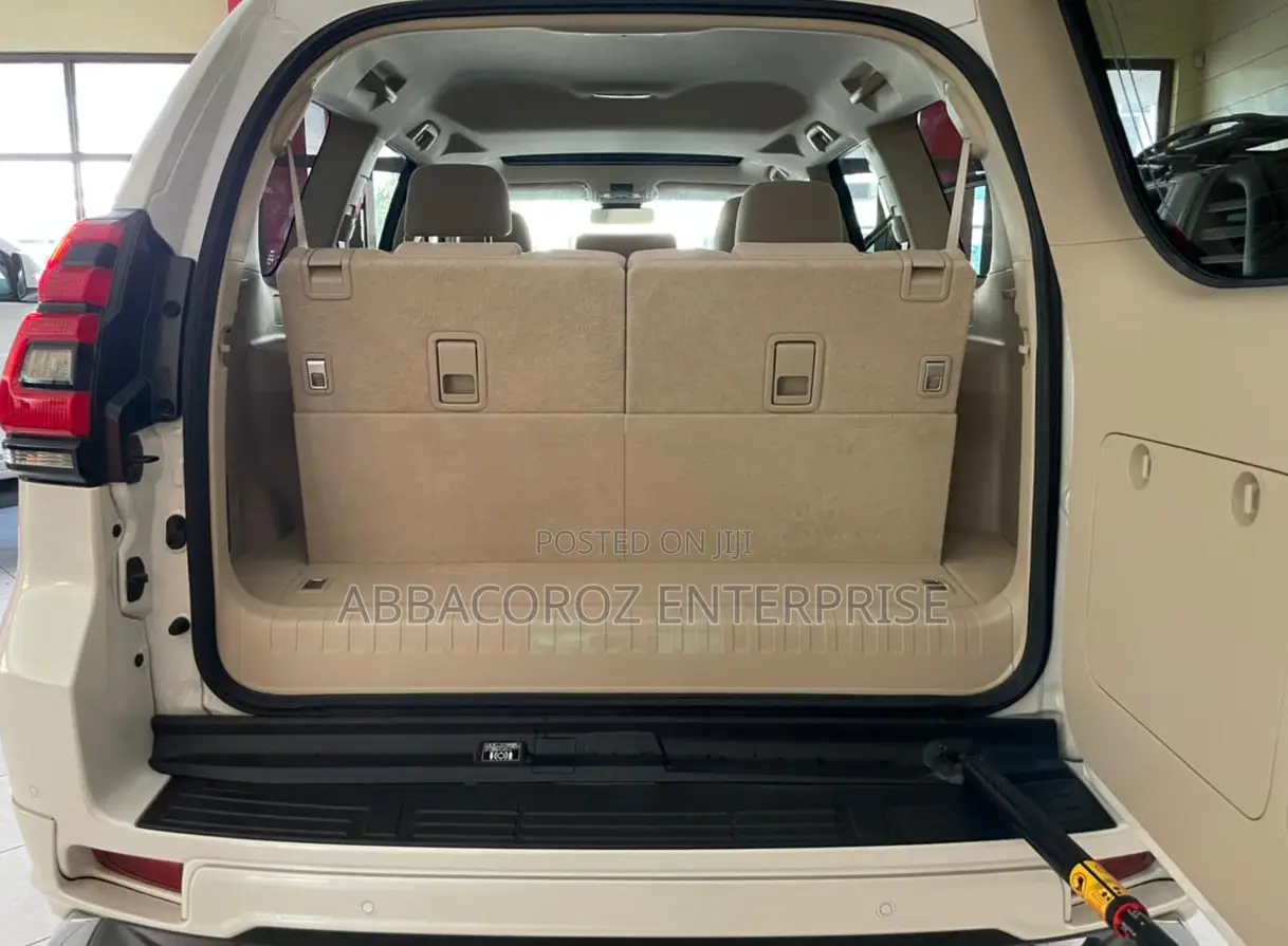 Toyota Land Cruiser Prado 2018 2.7 White