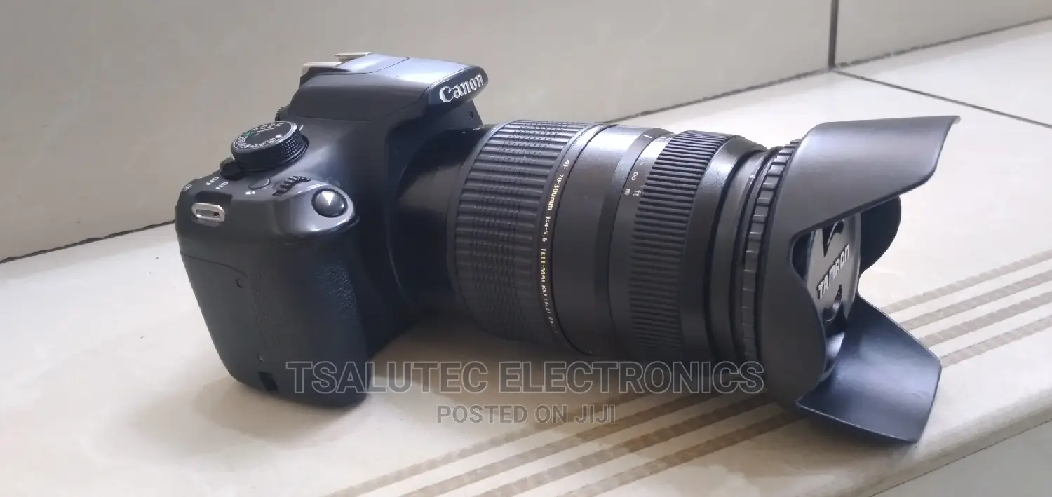Canon 1200D