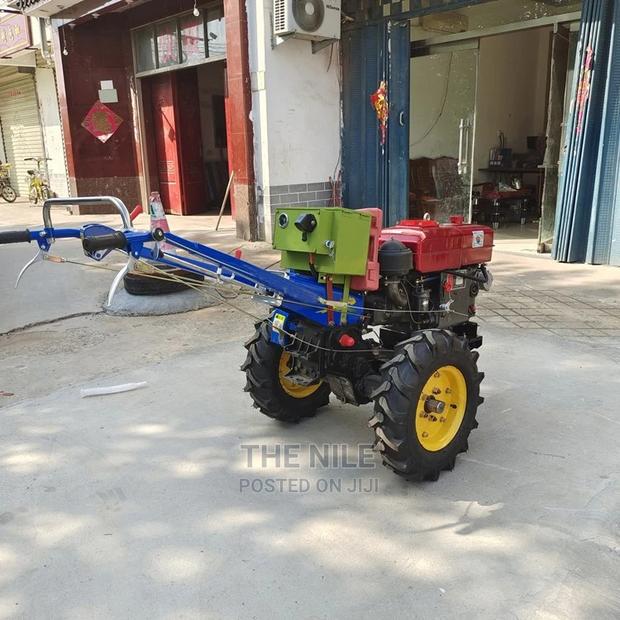 Hand Walking Tractor With Steering Wheel - main view