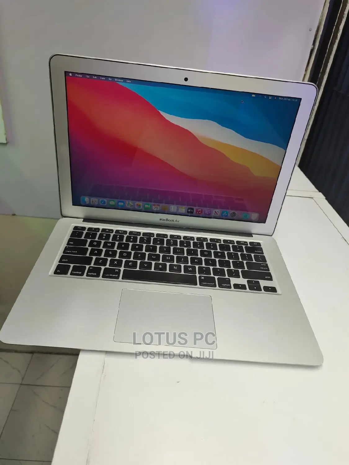 Laptop Apple MacBook 2015 8GB Intel Core I5 SSD 128GB