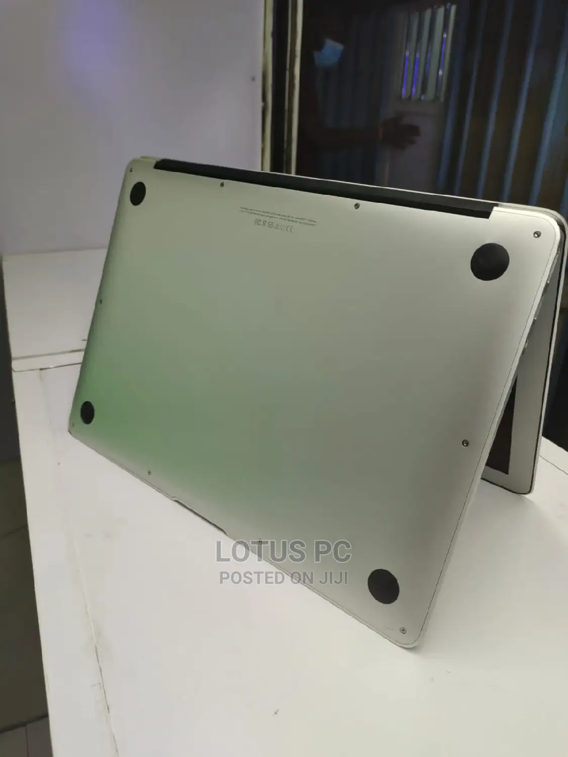 Laptop Apple MacBook 2015 8GB Intel Core I5 SSD 128GB