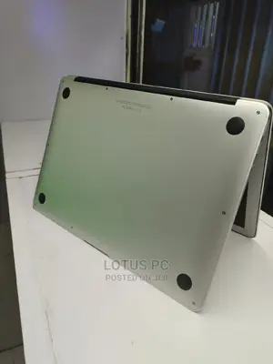 Laptop Apple MacBook 2015 8GB Intel Core I5 SSD 128GB