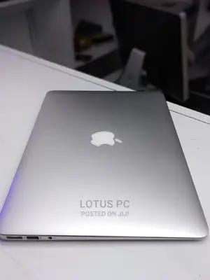 Laptop Apple MacBook 2015 8GB Intel Core I5 SSD 128GB