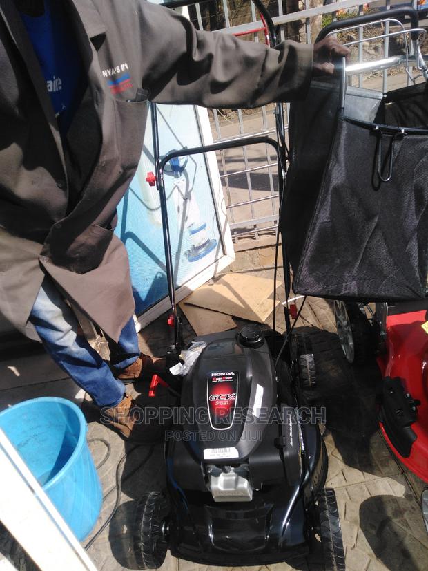 Commercial Lawn Mower Self-propelled Honda 4.2HP - main view