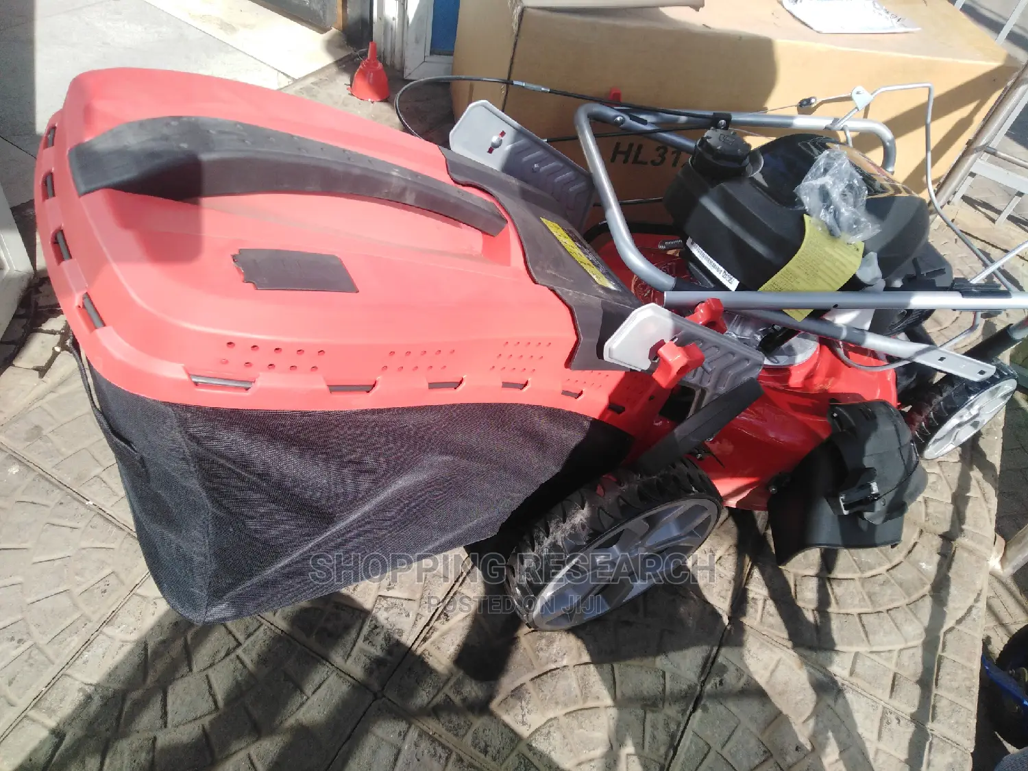 Commercial Lawn Mower Self-Propelled Honda 4.9HP Brand New