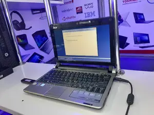 Laptop Acer Aspire 1 2GB Intel Atom HDD 320GB