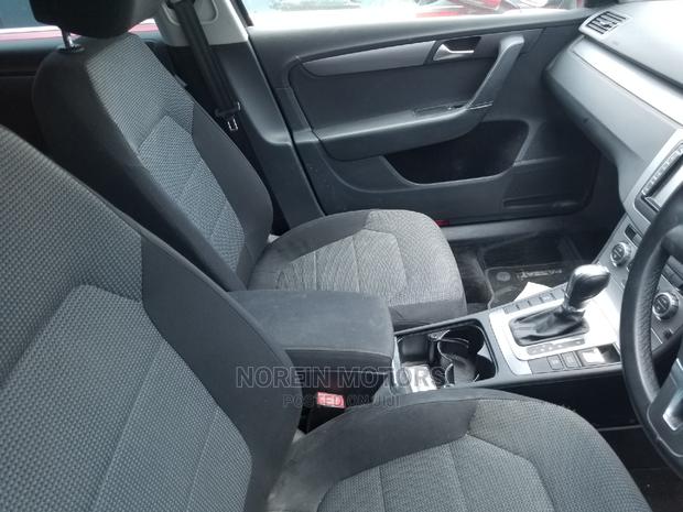Volkswagen Passat 2014 Black - thumbnail 5