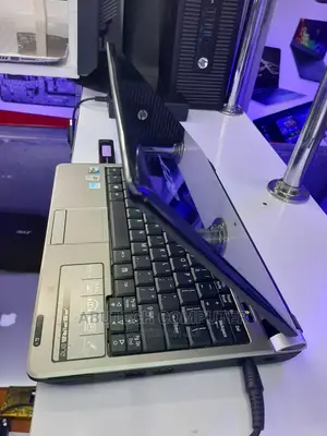 Laptop Acer Aspire 1 2GB Intel Atom HDD 320GB