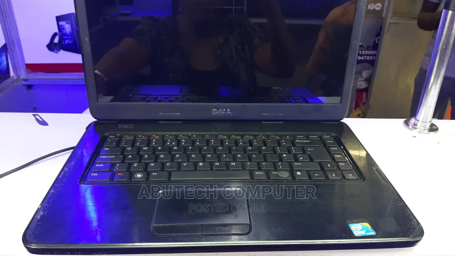 Laptop Dell 2GB Intel Core I3 HDD 320GB