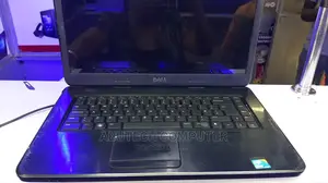 Laptop Dell 2GB Intel Core I3 HDD 320GB