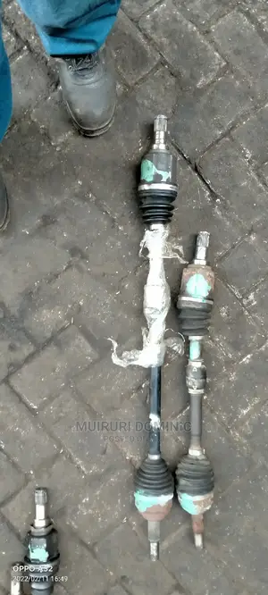 Nissan Tiida Drive Shaft