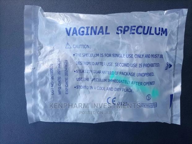 Vaginal Speculum - thumbnail 2