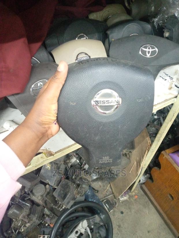 Nissian Tiida Steering Airbag