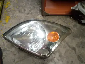 Toyota Prado 120 Headlight