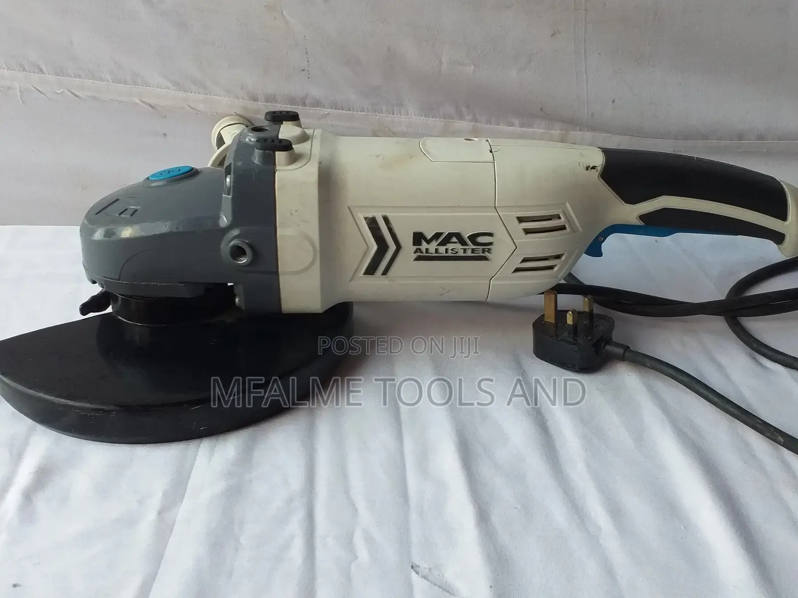 Angle Grinder - Mac Allister 9 Inch Heavy Duty 240v- Ex-Uk