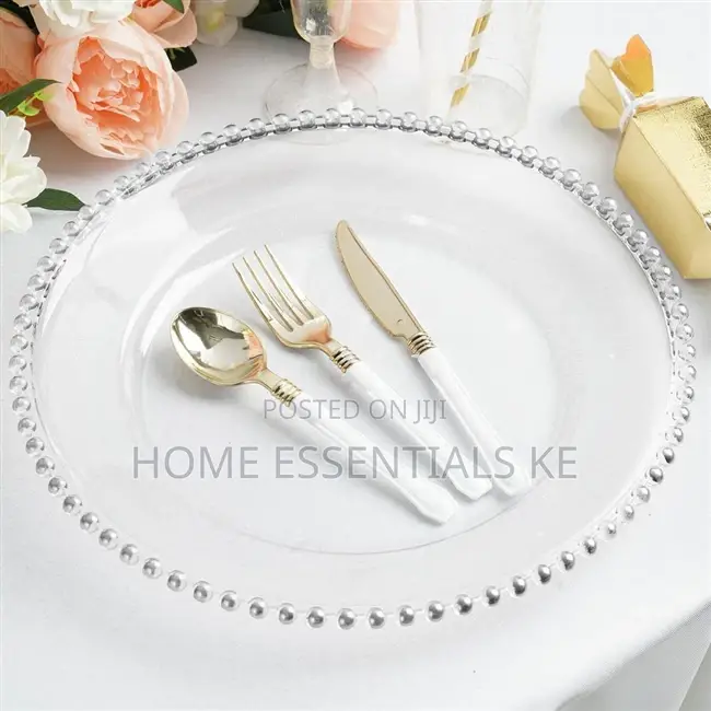Round Clear Charger Plates
