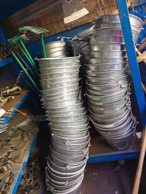 Metallic Bucket