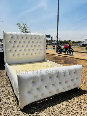 5/6 Bed,Tufted Bed