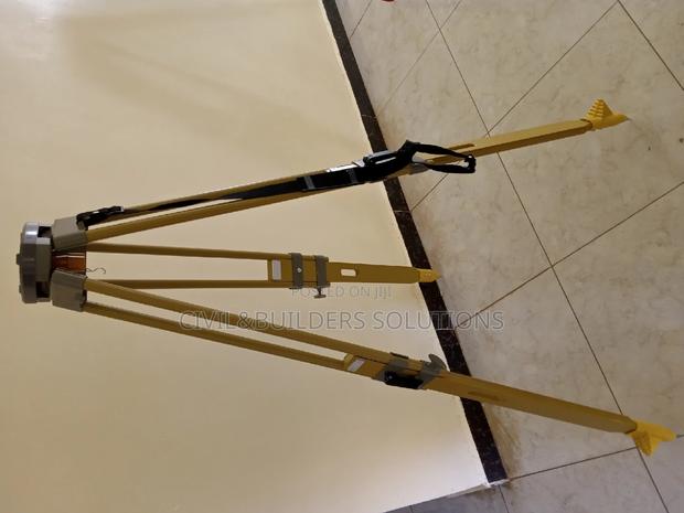 Wooden Tripod For Total Station