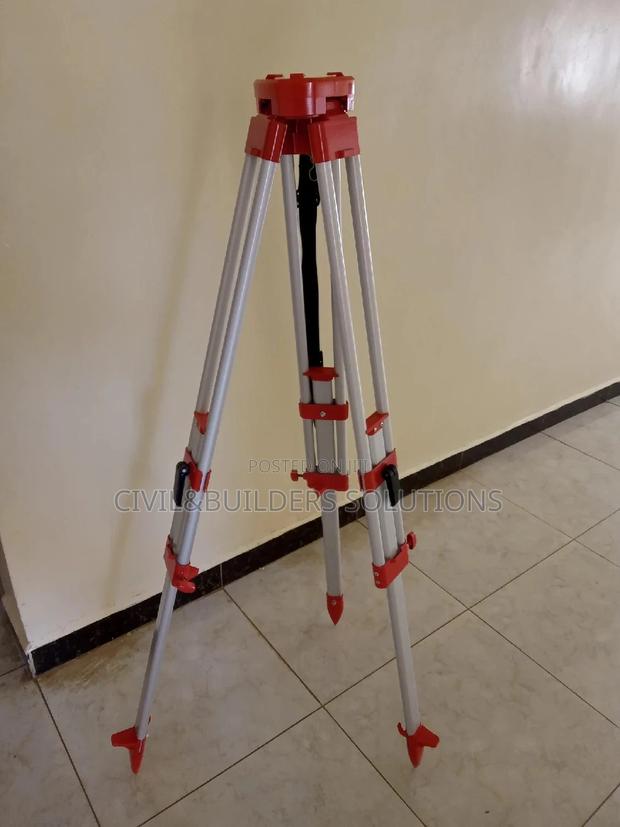 Heavy Guage Aluminium Tripod - main view