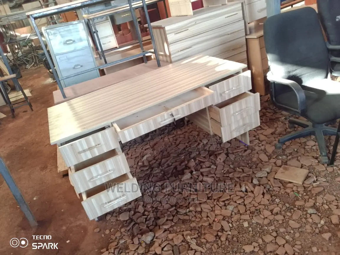 Office Desk