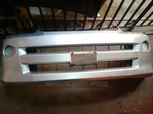 Front Bumper Noah 2005/6