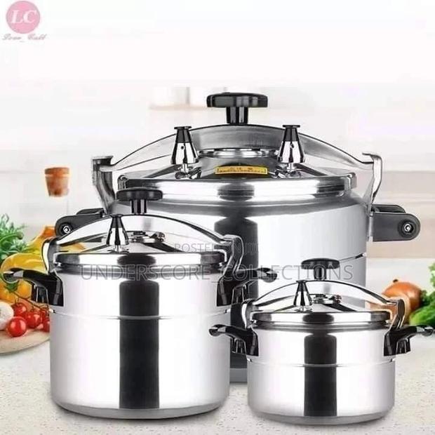 2 Handle Pressure Cookers - main view