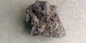 Lava Rocks (Basalt) for Fire Grill/Pit and Fish Aquarium