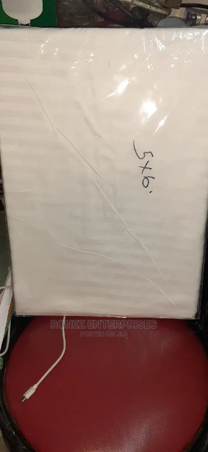 Hotel Duvet Cover 6by6/5by6