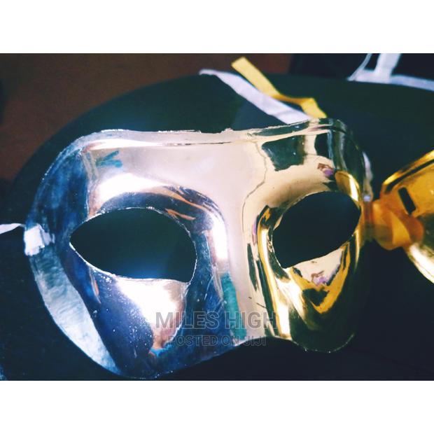 Masquerade Mask - main view