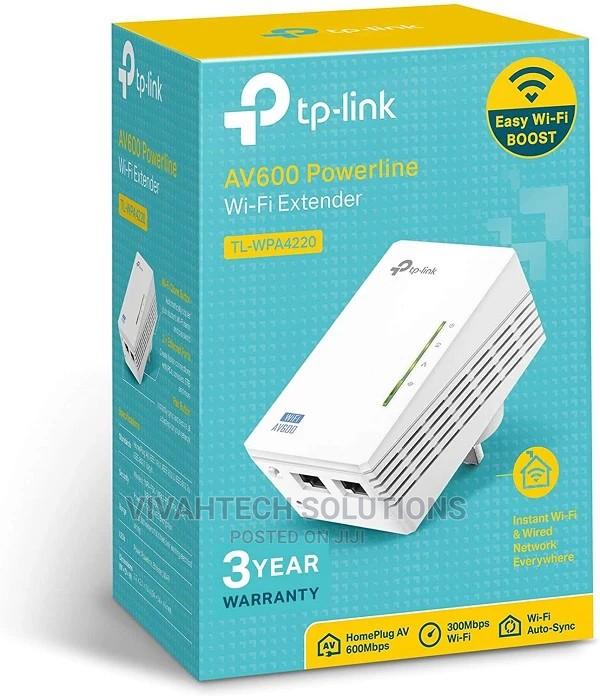 Tp-Link 300mbps AV600 Wi-Fi Powerline Extender TL-WPA4220KIT