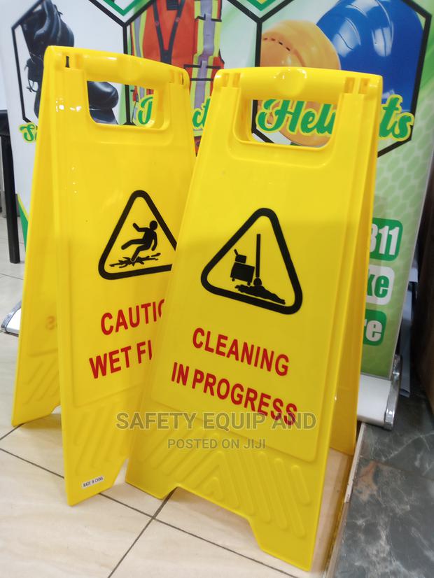 Cleaning in Progress Signs - main view