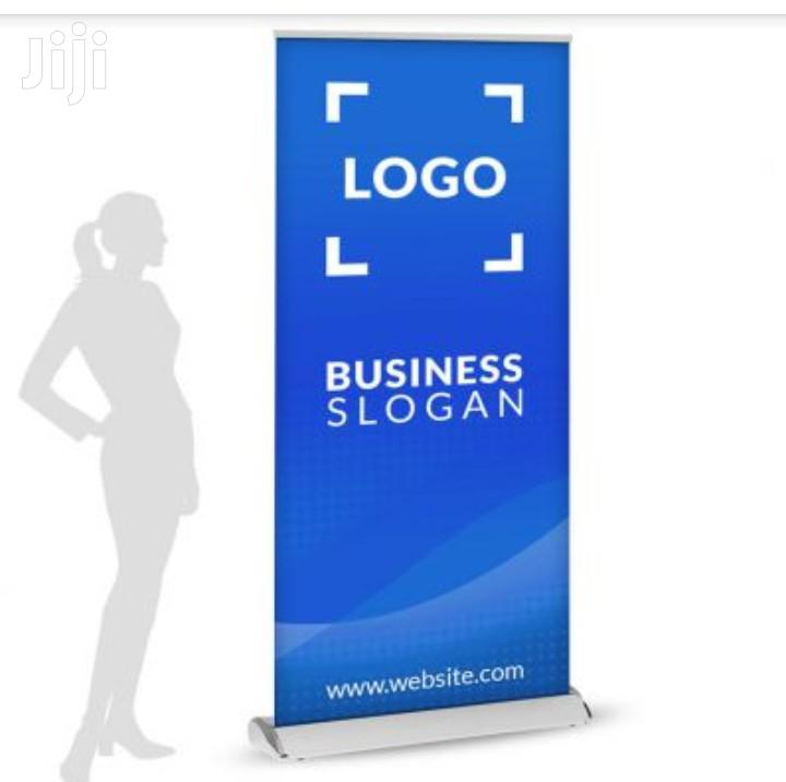 Broad Base Roll Up Banner