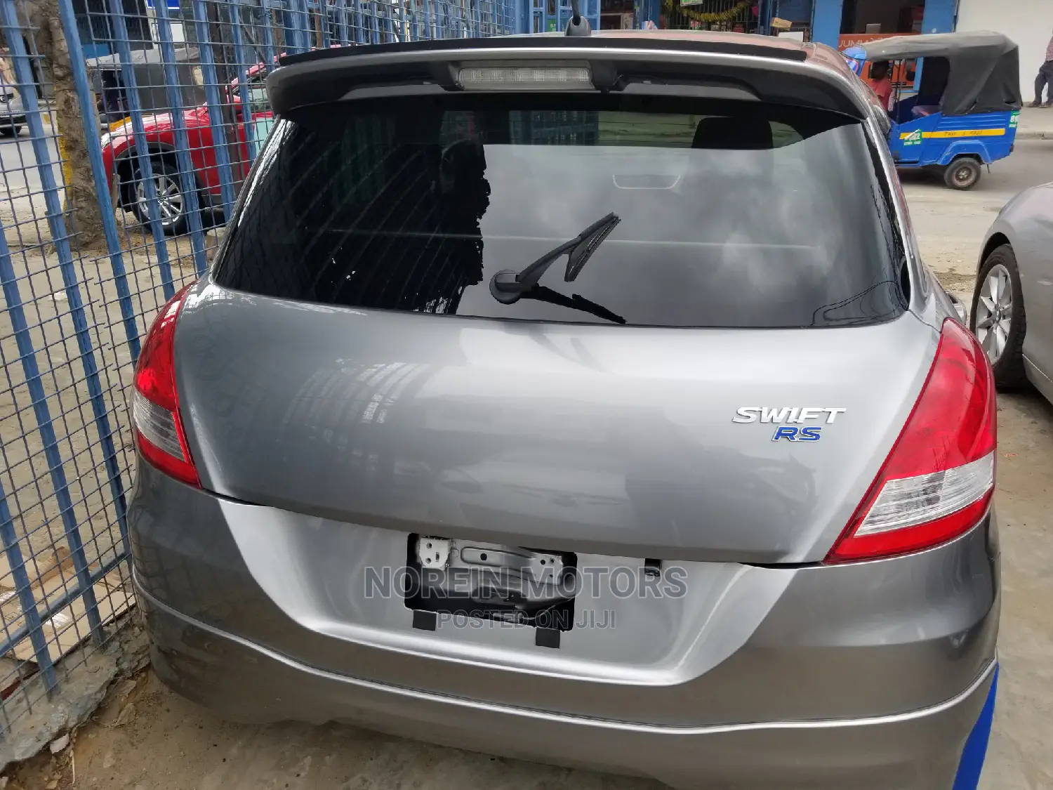 Suzuki Swift 2014 Silver