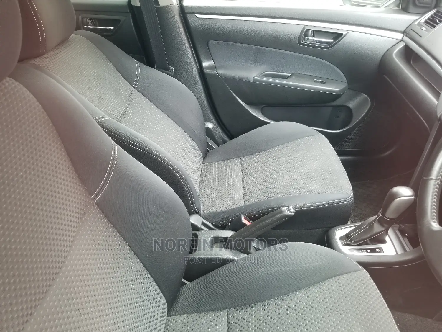 Suzuki Swift 2014 Silver