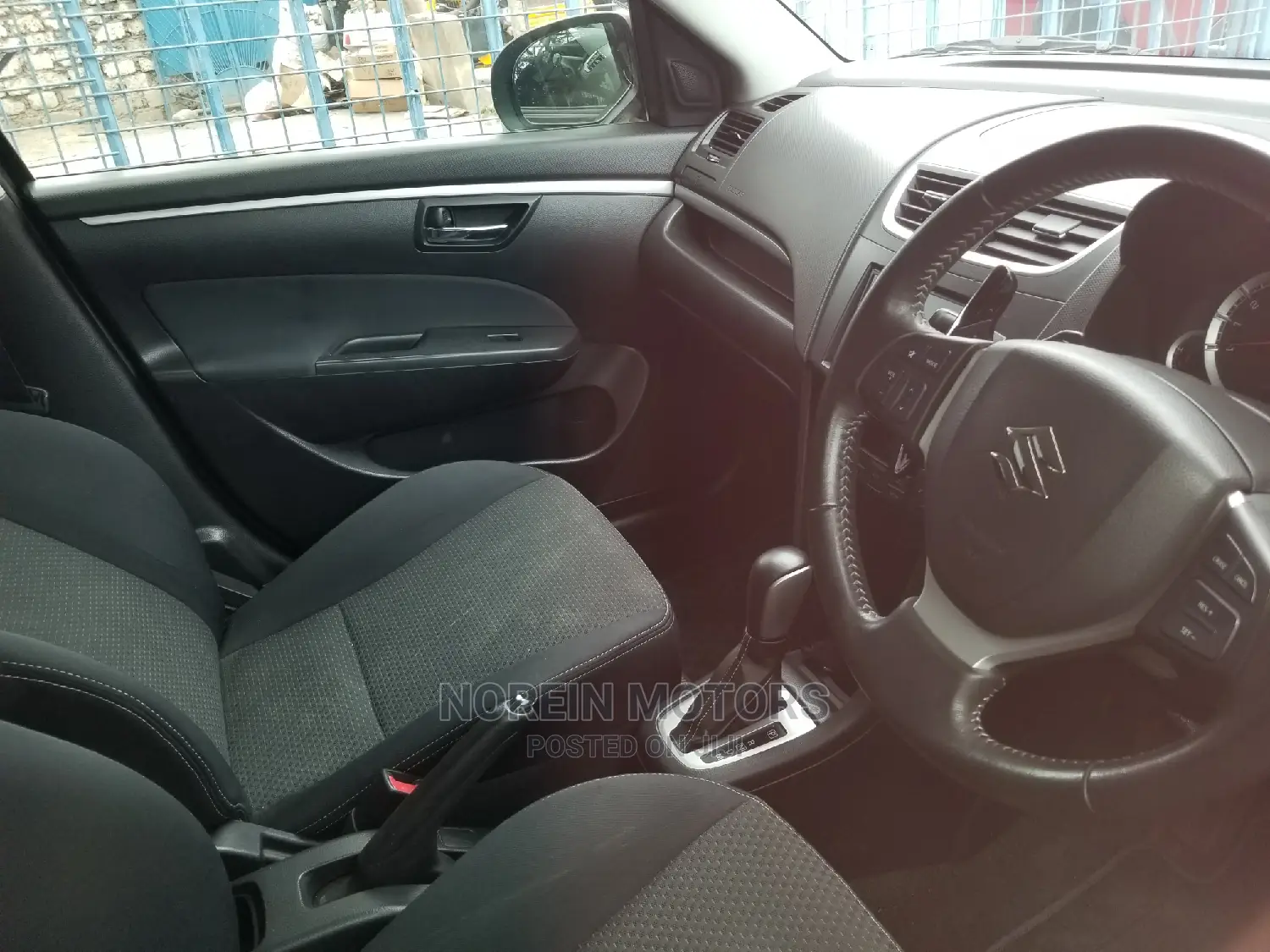 Suzuki Swift 2014 Silver