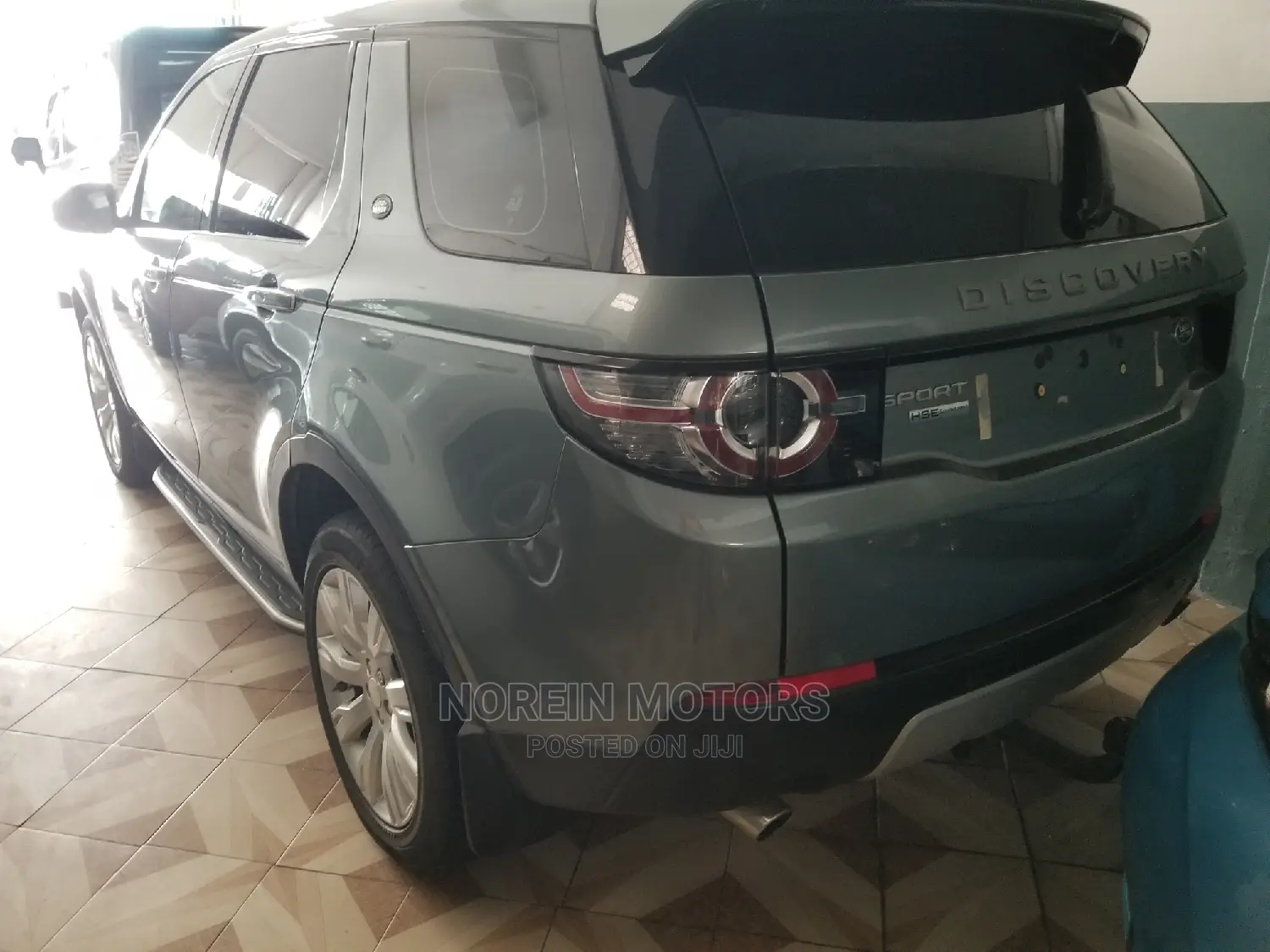 Land Rover Discovery 2014 Silver