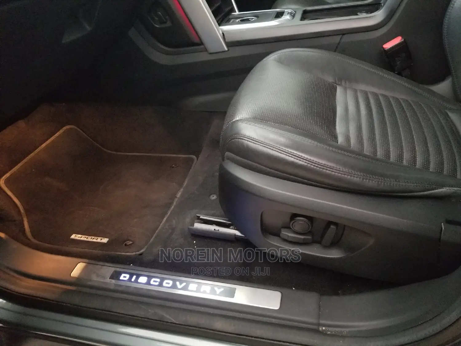 Land Rover Discovery 2014 Silver