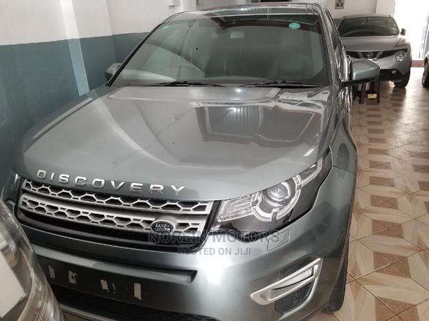Land Rover Discovery 2014 Silver - thumbnail 2