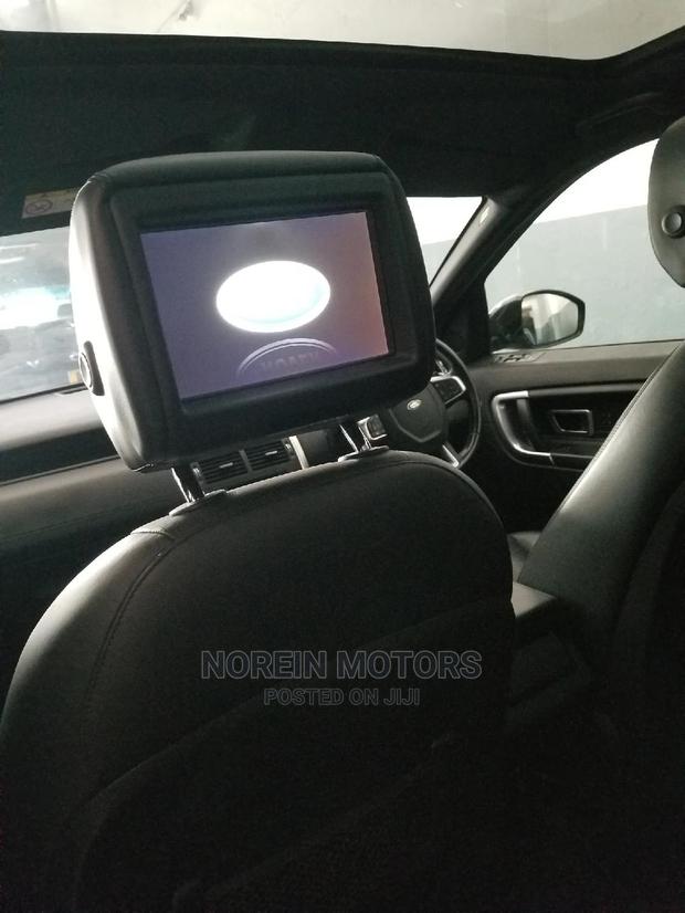 Land Rover Discovery 2014 Silver - thumbnail 7