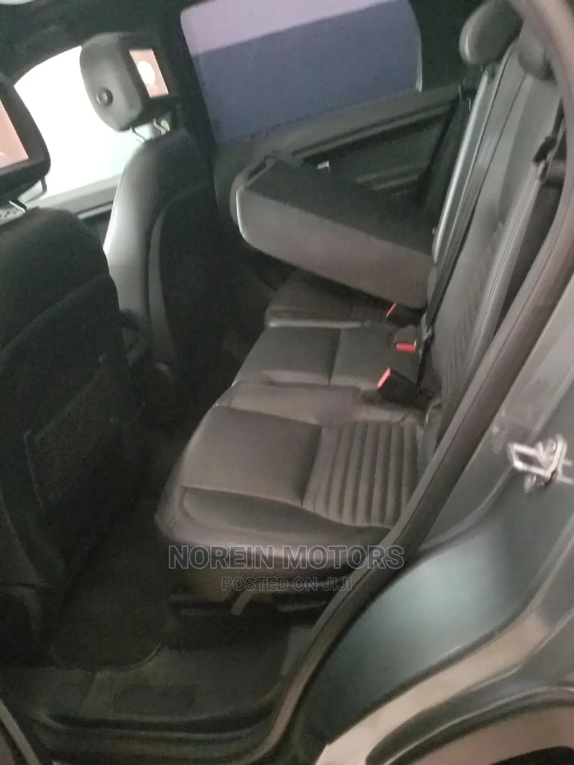 Land Rover Discovery 2014 Silver