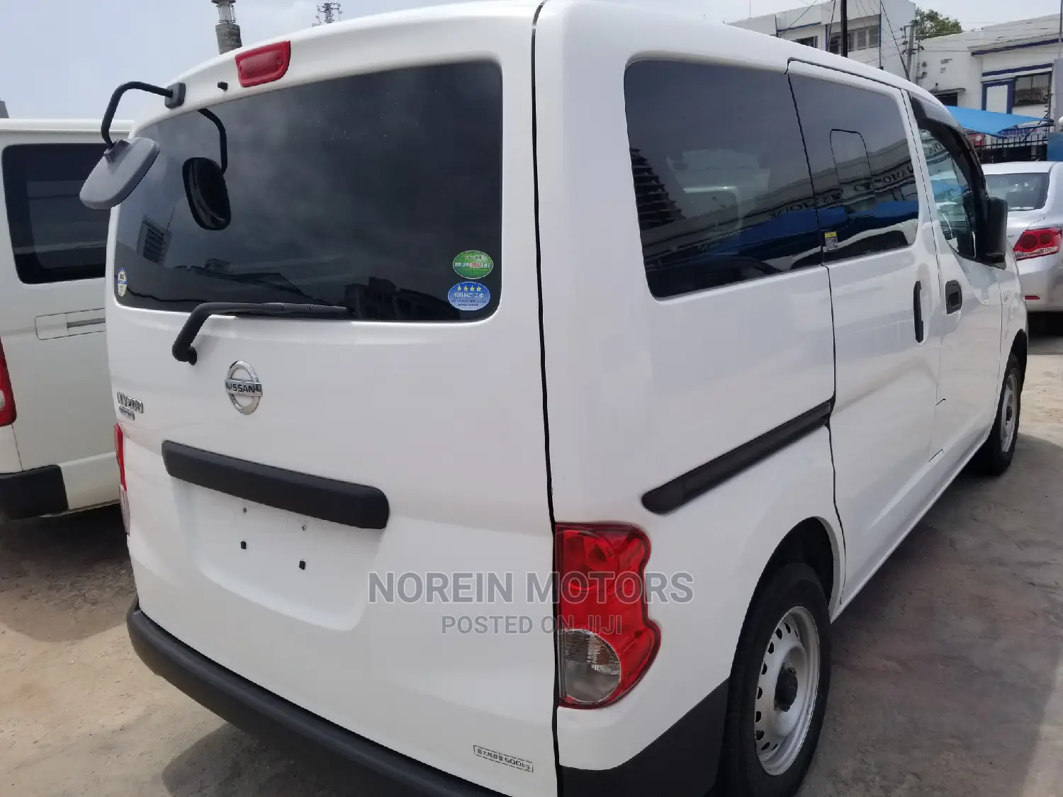 Nissan Vanette 2014 White